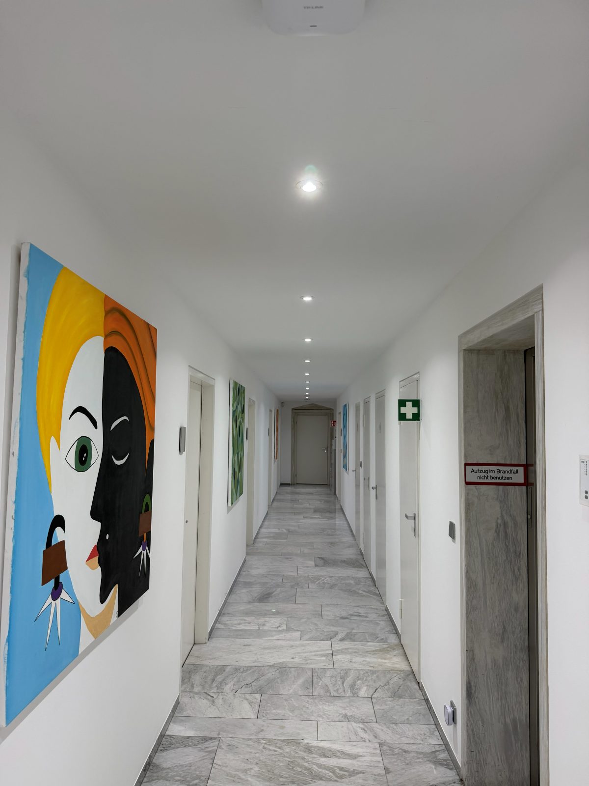 Merkez ofis koridorumuz